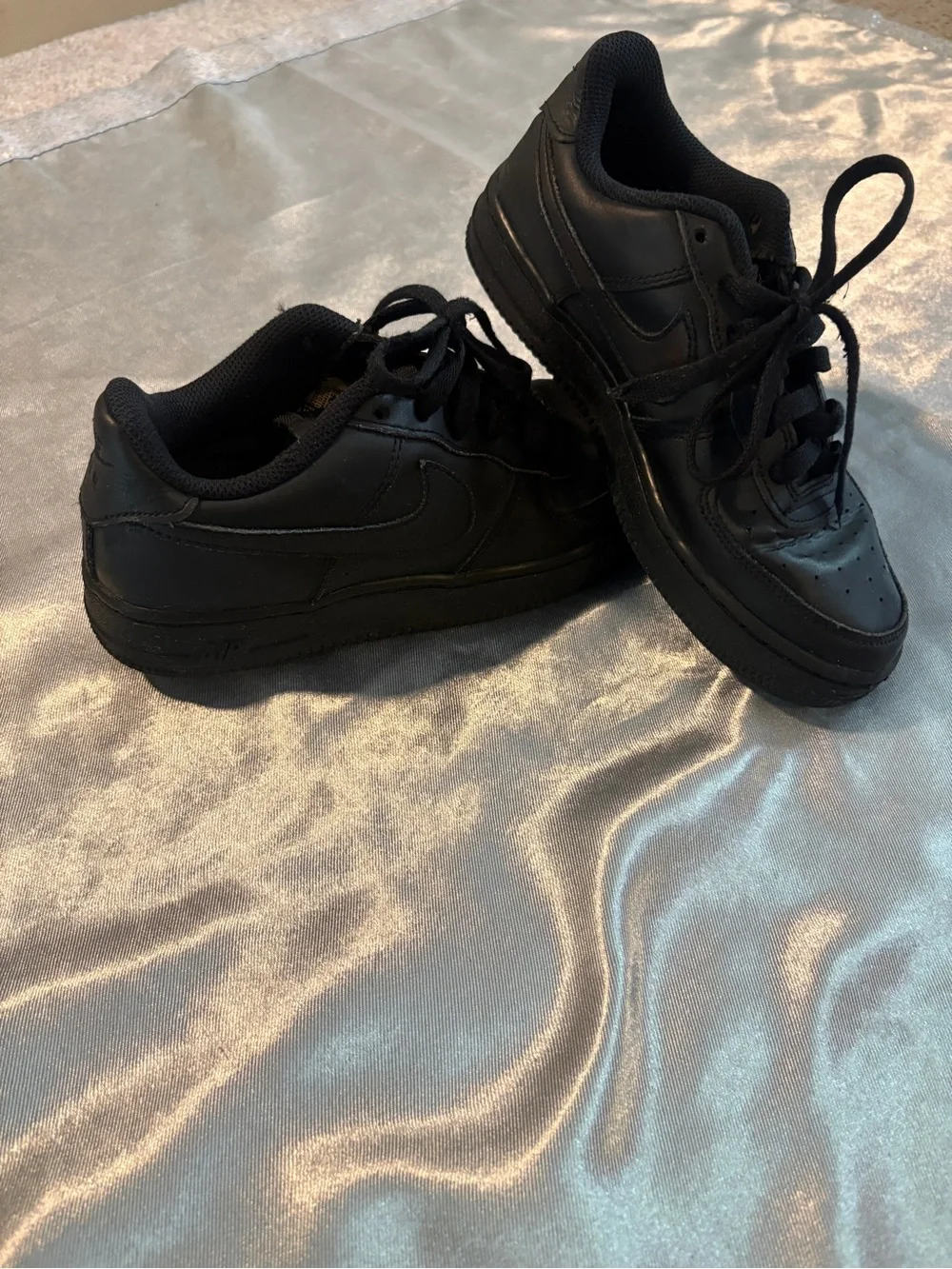 Nike Kids Black Low-Top Sneakers